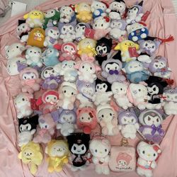 Sanrio/Hello Kitty Keychains Wholesale