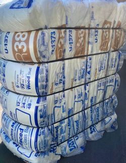R38 insulation for ceiling and attic