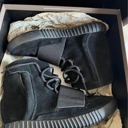 Yeezy Boost 750 Black