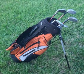 Golf Stand Bag with Clubs Set, kids 5 to 8 years old