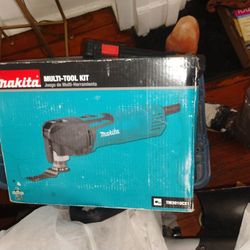 Makita Multi tool Kit