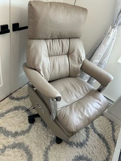 MASSAGE CHAIR
