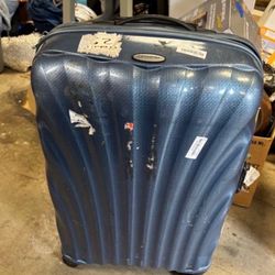 LOW PRICE MOVING- $260 RETAIL SAMSONITE SPINNE LUGGAGE 