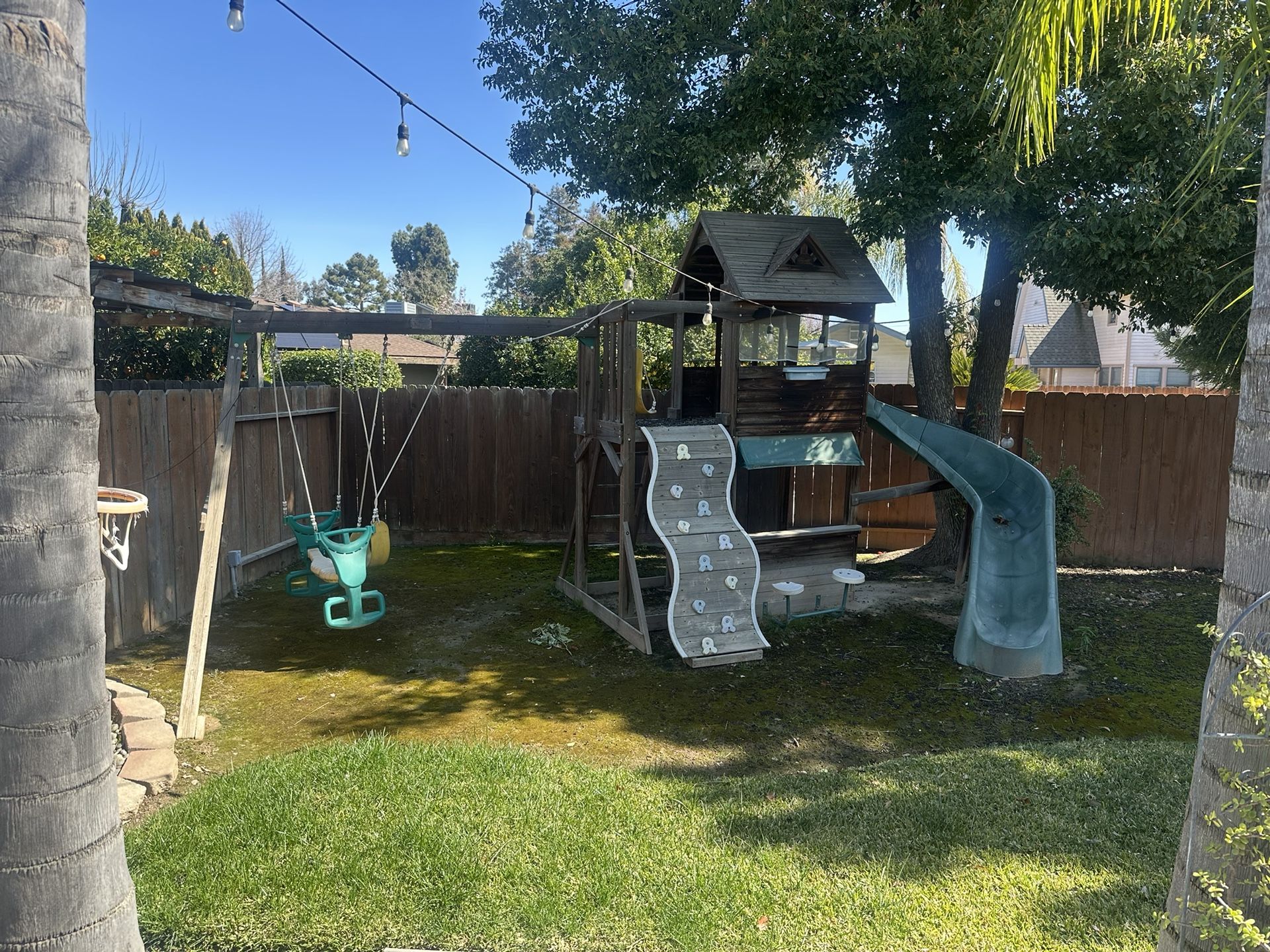 ***Free swing Set***