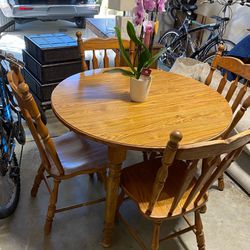 Vintage Country Farmhouse Style Kitchen Table Chairs