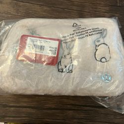 Everywhere Belt Bag Fleece New Year