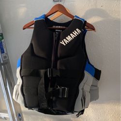 10 Jetski Life Vest 