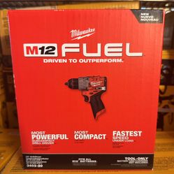 Milwaukee M12 Drill Driver