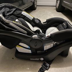 Graco infant car seat