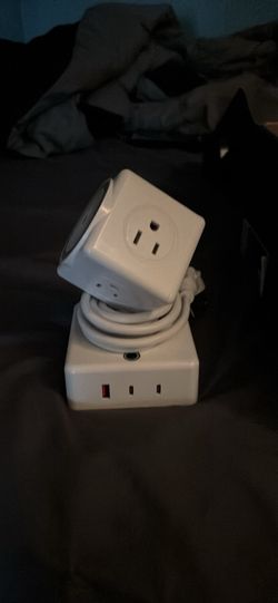 Outlet Charger 