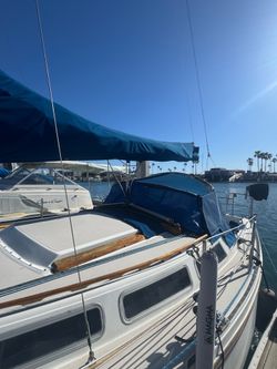 1984 Catalina 30 with slip