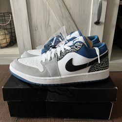 Jordan 1 Low SE True Blue Size 10.5