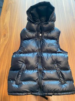 Kids Nike hooded puffer vest (L)
