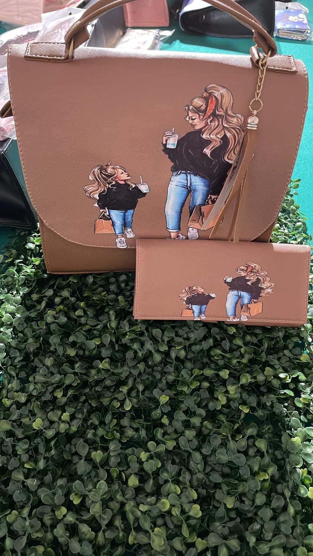 Get Ready For Valentine’s Day! Purses And More…🔥🔥🔥