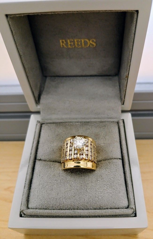 Gorgeous Diamond Ring