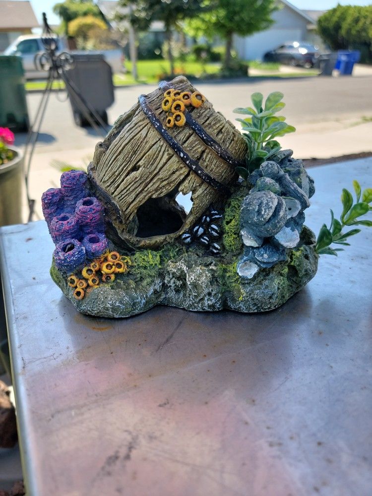 Fish Tank Decor