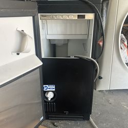 True Ice Machine 