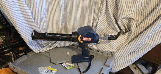 18V ONE+™ Power Caulk & Adhesive Gun
