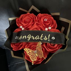 Lindo Ramo Para Graduación Flores Eternas $45