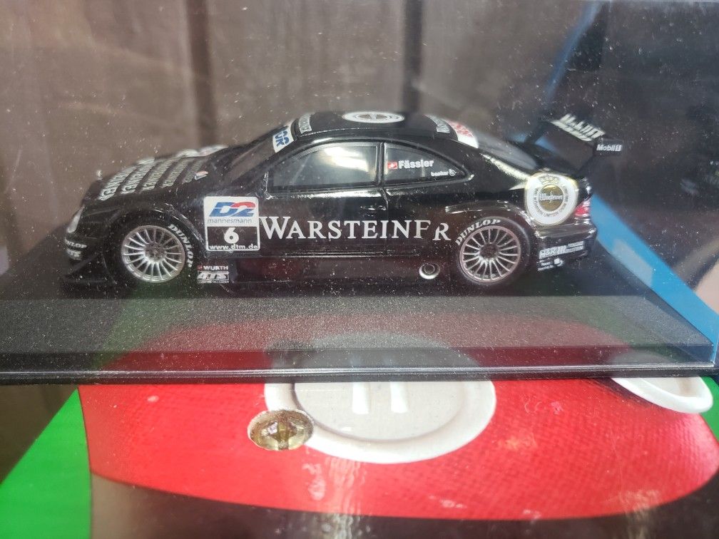 Mercedes-Benz minichamps 1/43