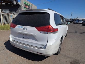 2014 Toyota Sienna Just In For Parts