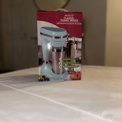 Brentwood Classic Mix Shaker