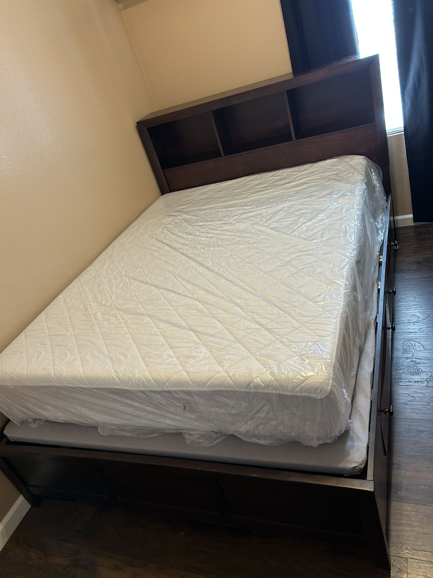 Solid Wood Queen Bed And Dresser