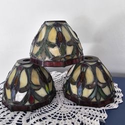 $60.00 - (3) Tiffany Design Style Lampshades, Vintage & Gorgeous! Great Condition!