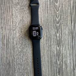 Apple Watch Series 9 GPS+Cellular (Refurbished)