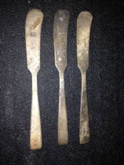 Three Vintage Butter Knives with Holiday Inn Logo