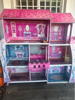 Barbie house