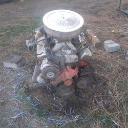 Small Block Chevy 350 Engine