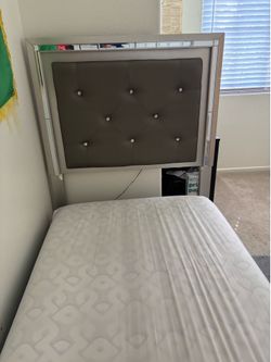 Twin size bed with mattress