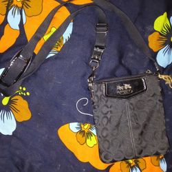 Coach Crossbody Handbag Black Leather 
