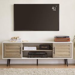 Modern TV Stand/console
