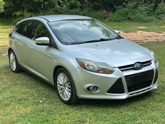 2014 Ford Focus Titanium Hatchback