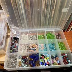 Jewelry Making Beads Pendants and More Massive Collection 11 plastic Cases