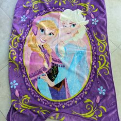 Frozen Theme Plush Throw, Blanket