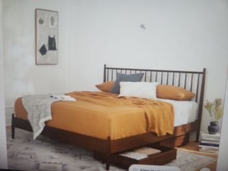 Lenia king bed walnut