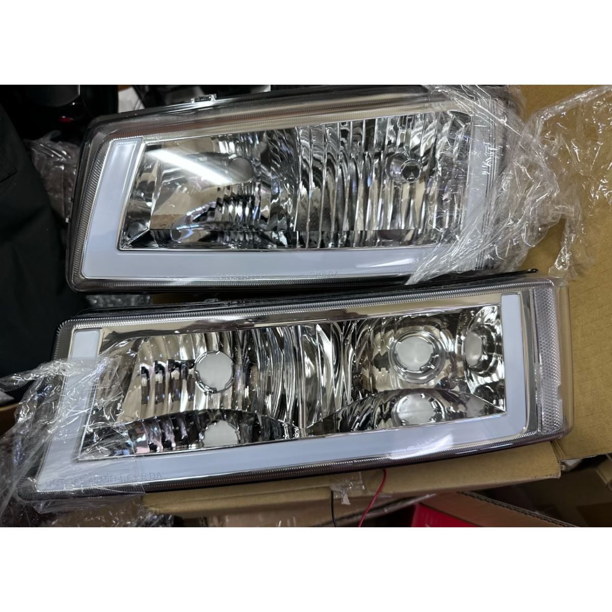 03-06 Silverado Headlights 