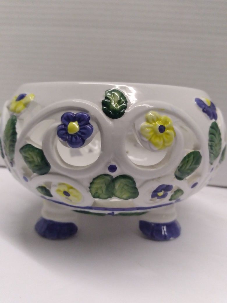 Ceramic  Plant Holder