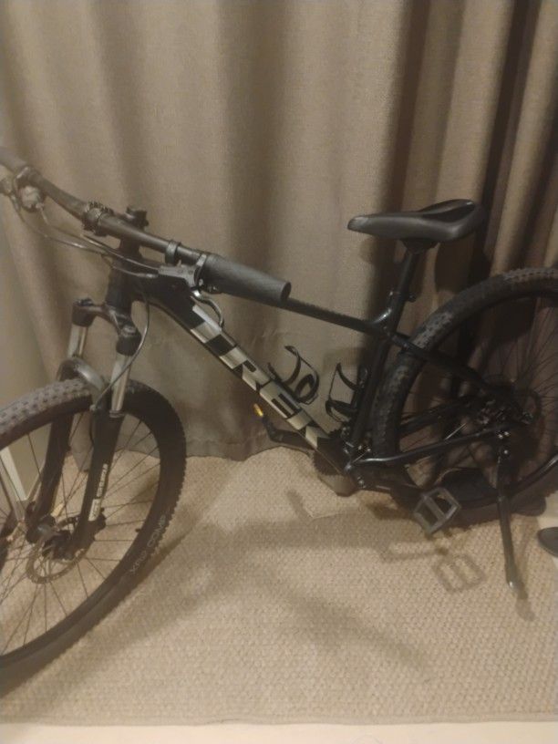 Trek Marlin 5