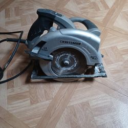 Craftsman 13 Amps Saw With Laser Light