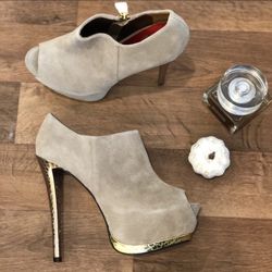 NIB Suede Peep-Toe Booties