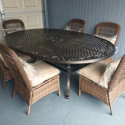 Outdoor patio 7 piece dining set, table with 6 chairs 