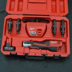 milwaukee m12 pro press tools