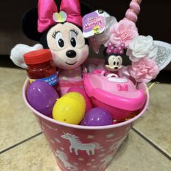 Girls Minnie Mouse Easter Basket $15
