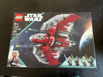 Lego Star Wars Ahsoka Tano’s T-6 Jedi shuttle