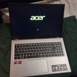 LIKE BRAND NEW! Acer Aspire3 15 Laptop Mfg Date:08/21/2024