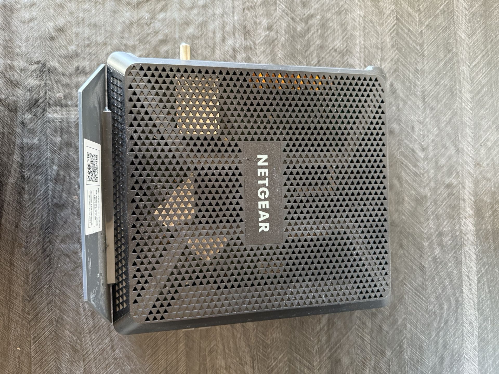 Netgear Nighthawk WiFi Modem/router